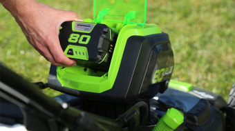 GreenWorks 2500907 4